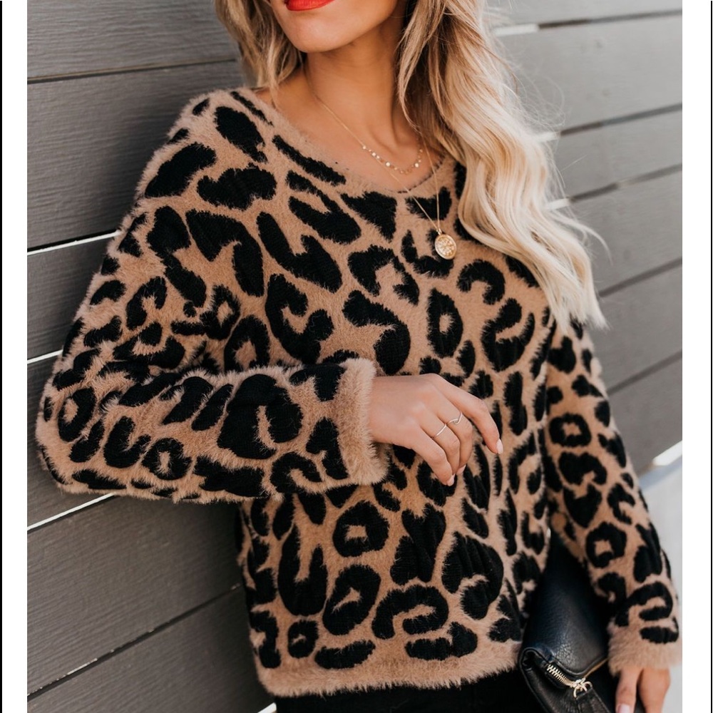 WHITLEY Leopard Print Sweater - Picture 3 of 8